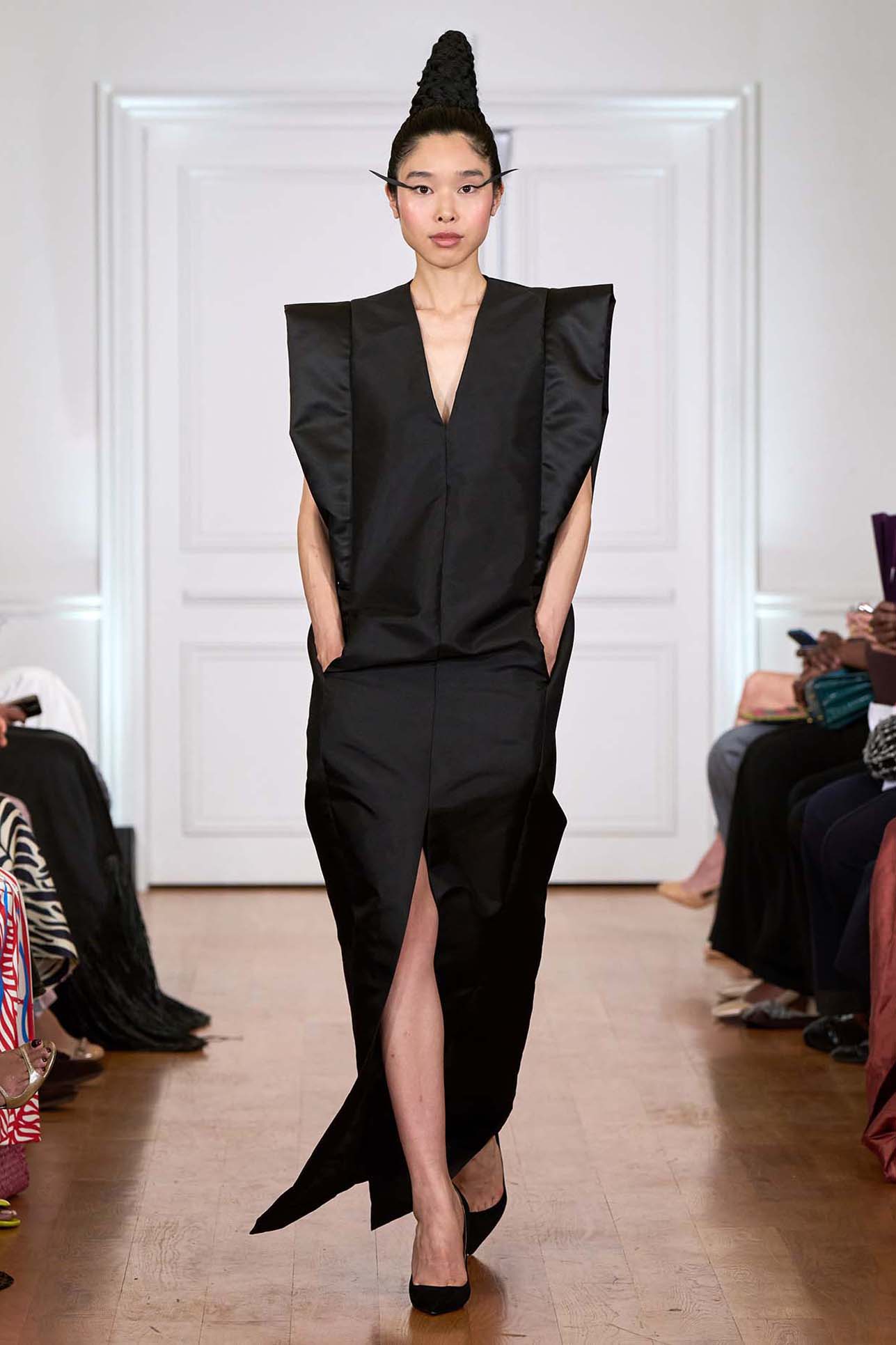 shenka-mag-collection-haute-couture-akalanni-imane-ayissi-octobre-2024_13-2.jpg