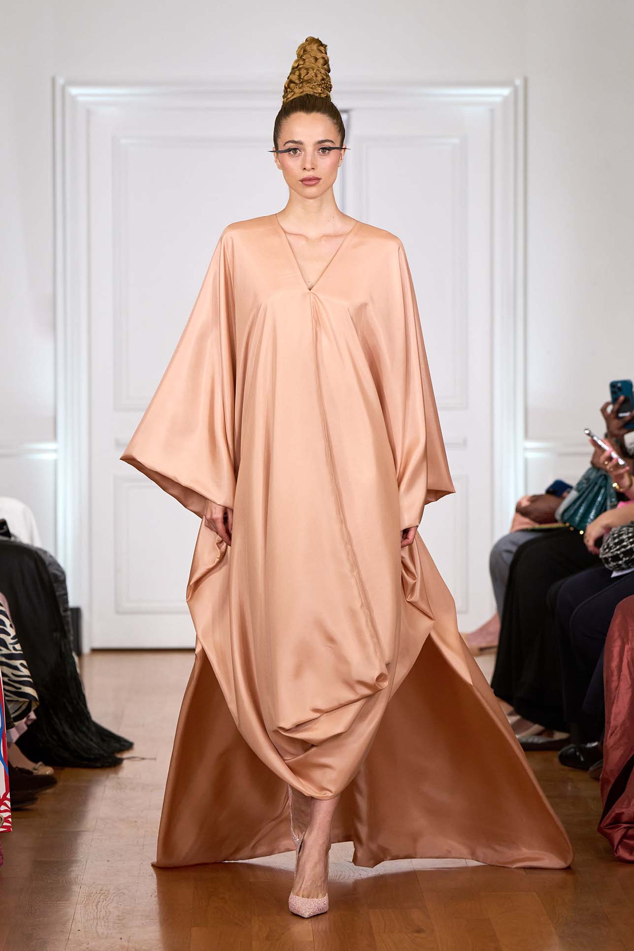 shenka-mag-collection-haute-couture-akalanni-imane-ayissi-octobre-2024_14-2.jpg