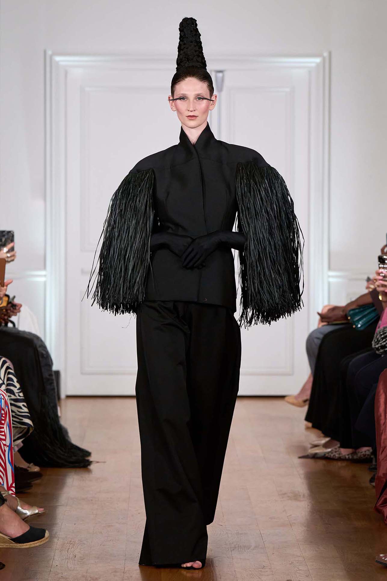shenka-mag-collection-haute-couture-akalanni-imane-ayissi-octobre-2024_16-2.jpg