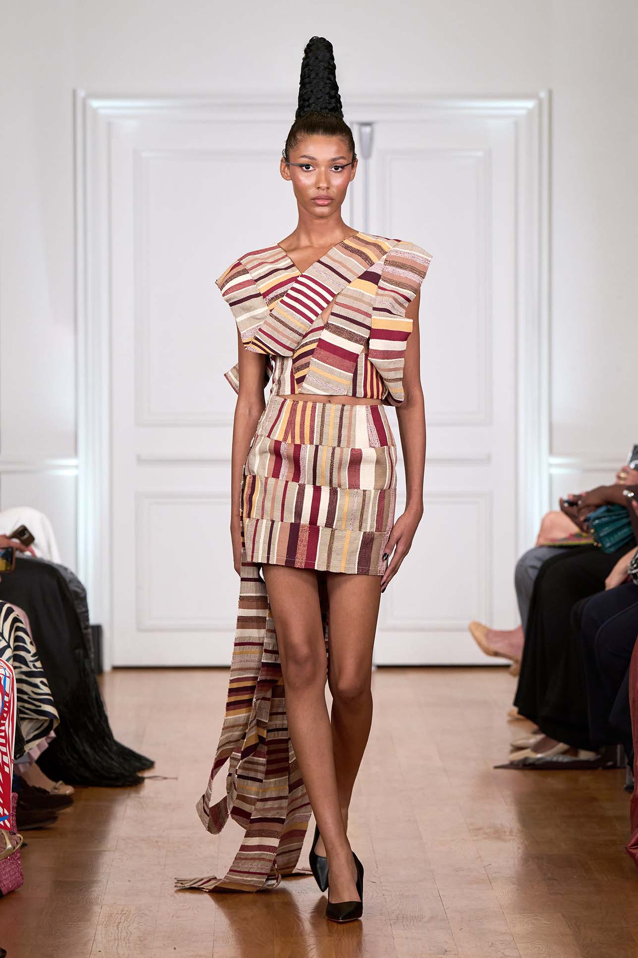 shenka-mag-collection-haute-couture-akalanni-imane-ayissi-octobre-2024_27-2.jpg